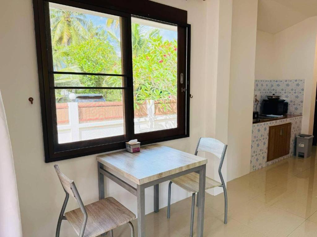 Chill Inn Lipa Noi Hostel And Beach Cafe Ко Самуи Екстериор снимка